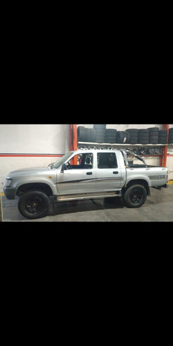 Toyota Hilux 2004 2.7 D/cab 4x2 N Dx