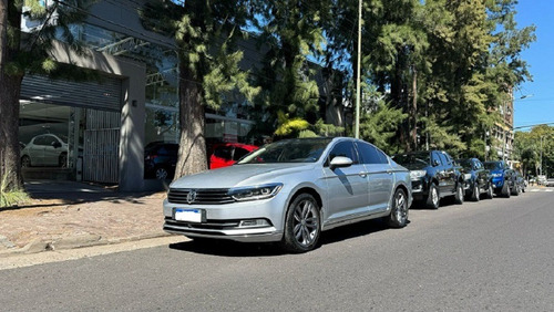 Volkswagen Passat 2.0 Tsi Highline 220cv