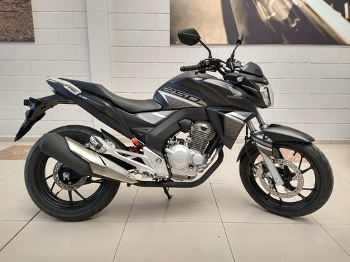 Imagen 3 de 20 de Honda Cb 250 Twister - Paperino Srl