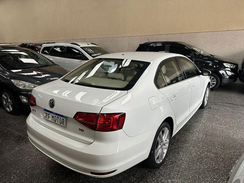 Volkswagen Jetta Highline 2.0 TSI 16V 4p Tiptronic