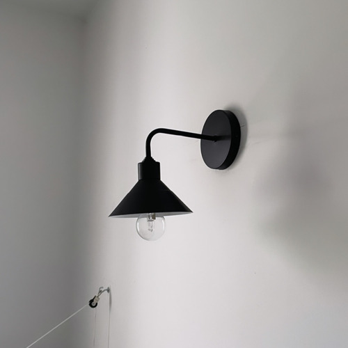 Imagen 5 de 5 de Lámpara Galponera Höllsen Con Aplique De Pared