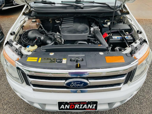 Imagem 11 de 15 de Ford Ranger Limited 3.2 Branco 2013