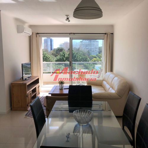 Alquiler De Apartamento De Dos Dormitorios En Punta Del Este