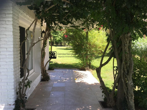 Casa En Rincón Del Indio - Punta Del Este- Ref: 1717