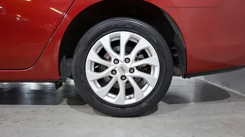 Nissan Sentra 1.8 Advance