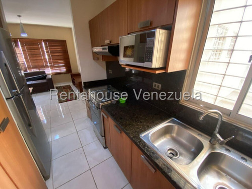 Ms Rent-a-house Te Ofrece En Alquiler Este Confortable Y Hermoso Apartamento Totalmente Amoblado Y Equipado En Un Exclusivo Conjunto Cerrado. Disfruta De La Seguridad Que Ofrece La Vigilancia 24/7