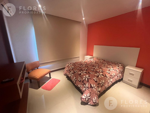 Flores Prop. Vende Casa En Ayres Plaza, Pilar