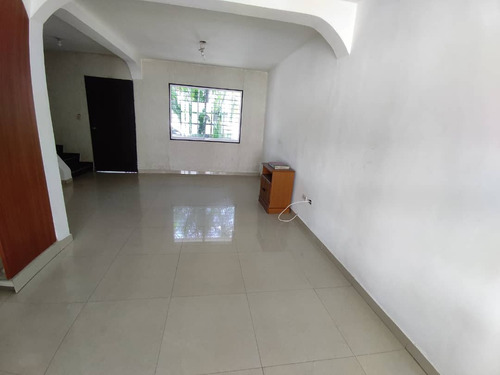 Imagen 11 de 12 de Se Alquila Townhouse En La Morita