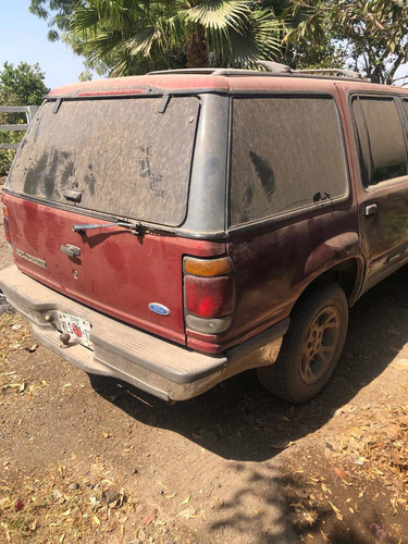 Tapa Cajuela Ford Explorer 1997