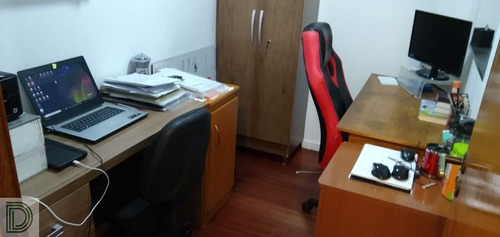 Imagem 3 de 15 de Sobrado Com Quintal Grande. - Di29605