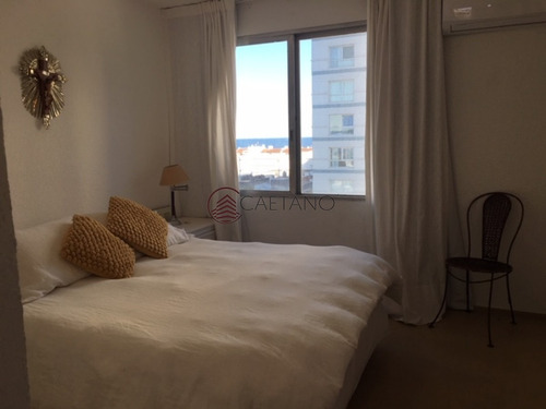 Apartamento En Venta, Peninsula, Punta Del Este, 3 Dormitorios.-ref:688