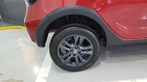 Imagen 7 de 12 de Renault Sandero Stepway 1.6 16v Intense Stock Fisico (ra)