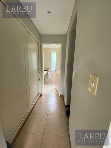 Imagen 8 de 25 de Casa En Venta - Barrio Boulevares