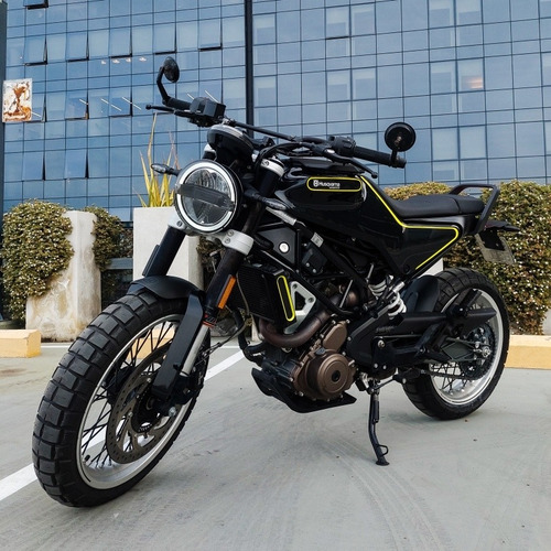 Imagen 11 de 15 de Husqvarna Svartpilen 401 Origen Austria No India