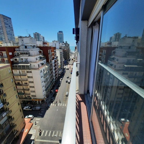 Imagen 5 de 17 de 2 Ambientes Con Balcón Francés A La Calle