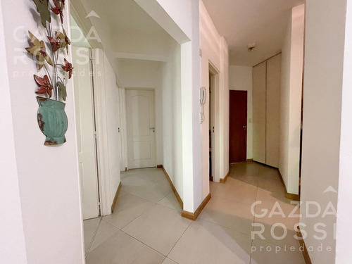 Venta Impecable 3 Ambientes Con Jardín Y Cochera, En La Vieja Estación Canning