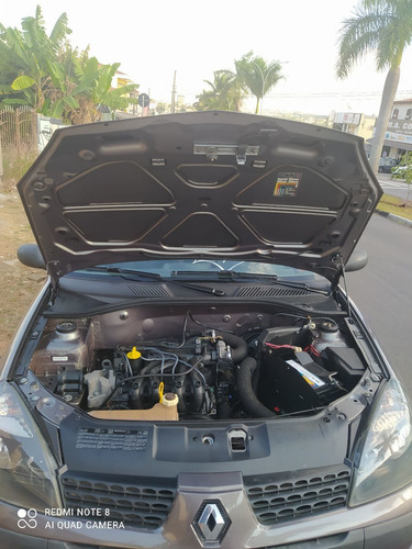 Renault Clio 2006 1.0 8v Expression 3p