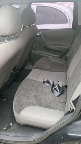Imagem 7 de 8 de Fiat Stilo Dual 2010