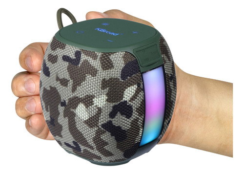 Bocina Bluetooth Kbroad Sonido Potente Y Compacto Verde Oscuro