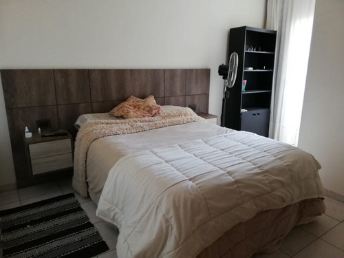 Imagen 6 de 8 de En Venta Departamento 2 Dormitorios Con Balcón En Alto Alberdi