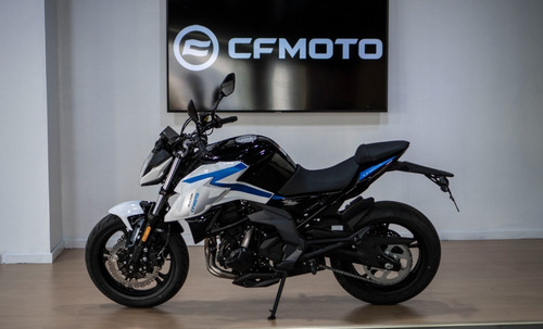 Imagen 13 de 25 de Nueva Cfmoto 400 Nk Lidermoto No Dominar 400