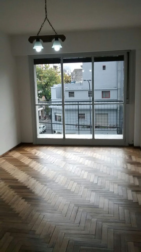 Dueño Vende O Permuta Dpto 3 Amb. Barracas - Av. Martín García 550 - Al Frente