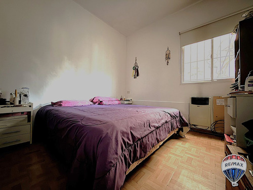 Casa Con Departamento En Venta Quilmes