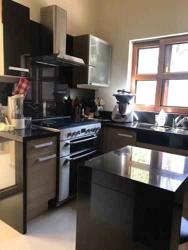 Preciosa Casa En San Angel En Venta