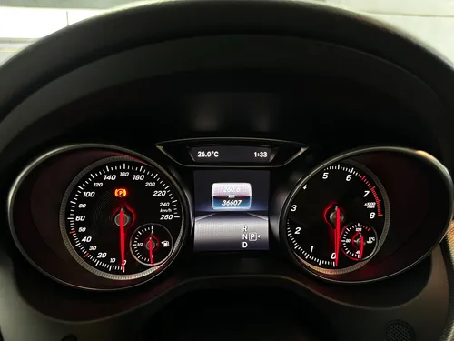 Mercedes-Benz Clase GLA 1.6 200 Cgi Sport At