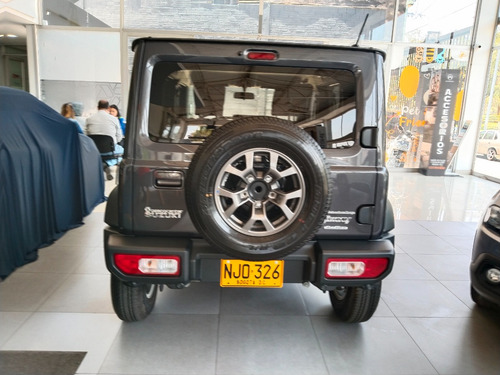 Suzuki Jimny GLX Automatico