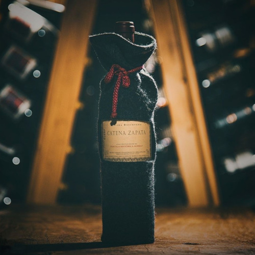 Imagen 3 de 10 de Vino Catena Zapata Estiba Reservada Cosecha 2016 750ml.