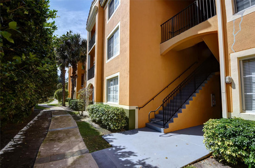 Venta De Departamento En Condominio De Lujo