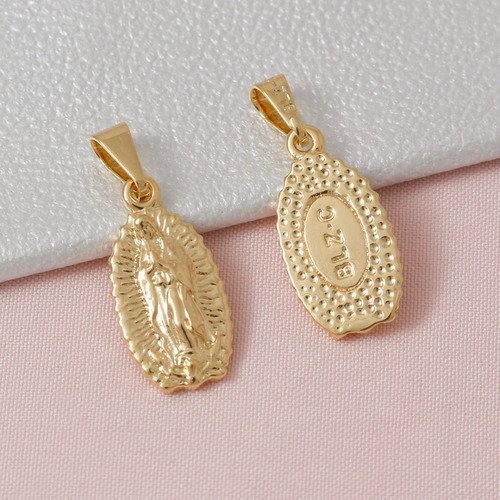 Imagen 4 de 4 de Cadena 3*1 Cartier 2mm 45cms + Dije Oro Laminado 18k