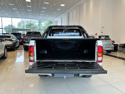 Toyota Hilux Pick-up 2.5 Dx Pack Cab Doble 4x2