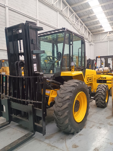 ¡montacargas Todo Terreno! Jcb De 3 Toneladas, Seminuevo