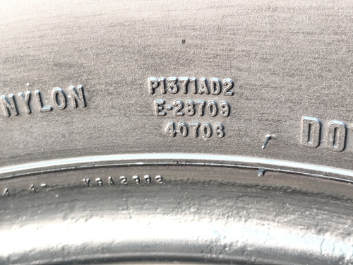Llanta 255/70r16 Uniroyal Laredo 255 70 R-16 Seminueva #1 (Usado)