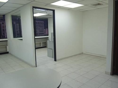 Oficina / Alquiler / Avenida Casanova / 38 M2