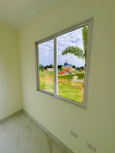 Vendo Apartamentos En El Residencial Cayenas Del Este En La Avenida Hípica, San Idiro, Santo Domingo Este. Zona Oriental
