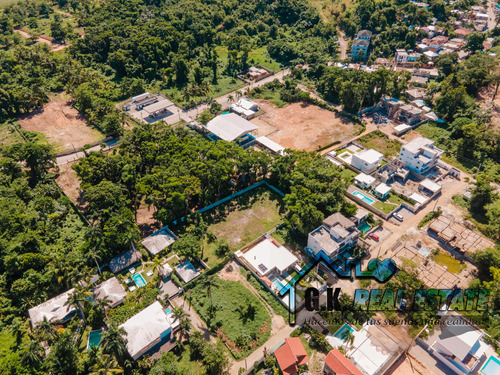 Terreno En Venta En Playa Punta Poppy Las Terrenas