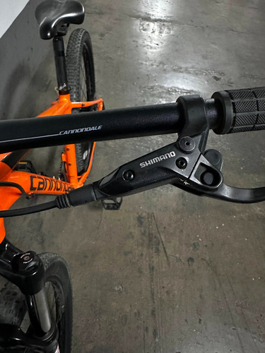 Cannondale Trail 5 Hombre 27.5 10 Velocidades (Usado)