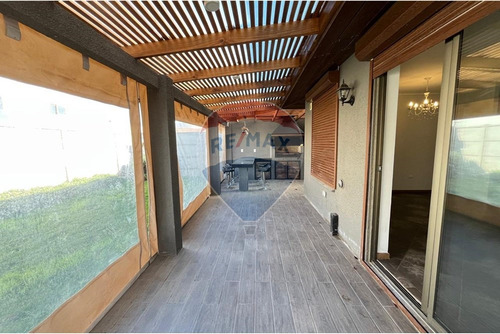 Se Arrienda Excelente Casa En Parque San Valentin