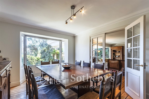 Casa En Venta De 8 Dorm. En Lo Barnechea