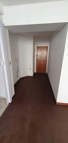 Apartamento En Alquiler A.v 8 De Octubre , Tres Cruces