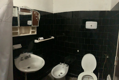 Imagen 9 de 14 de Departamento Tipo Casa En Venta En Lanus Oeste
