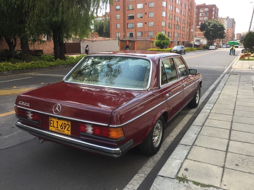 Mercedes Benz 230