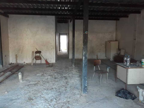 Imagen 5 de 9 de Casa Con Galpón En Remodelación En Piñonal