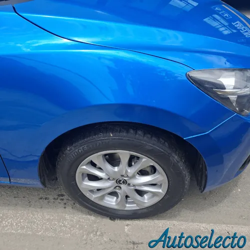 Mazda 2 TOURING 1.5
