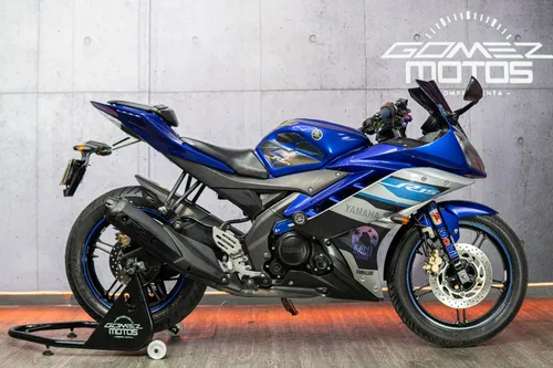 Yamaha R15 2018