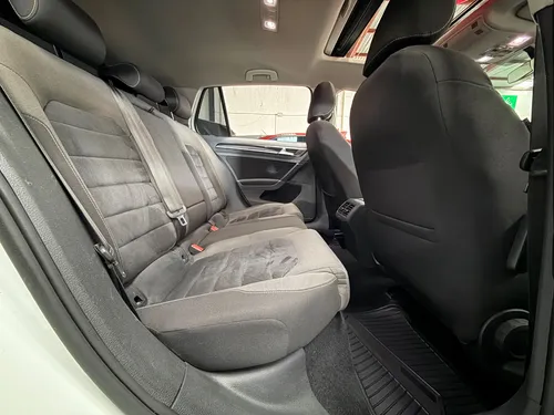 Volkswagen Golf Highline