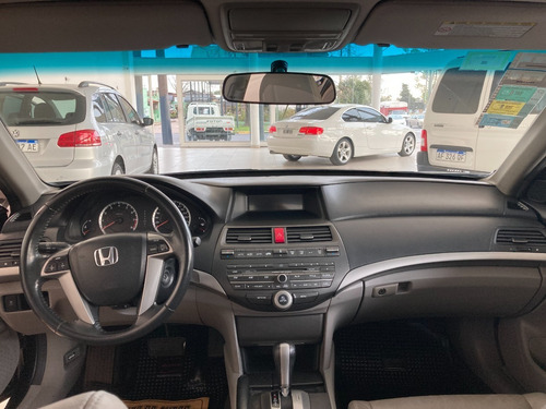 Imagen 6 de 10 de Honda Accord 3.5 V6